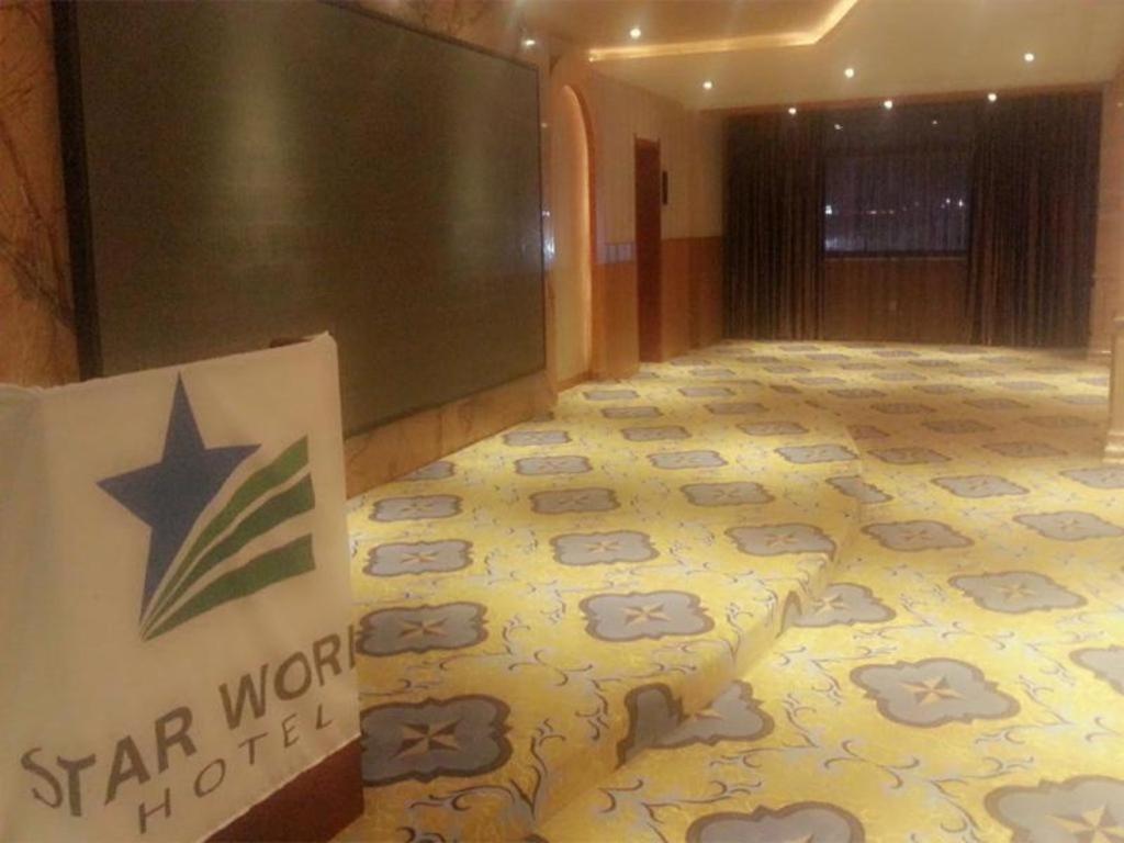 Star World Hotel Naypyidaw Esterno foto