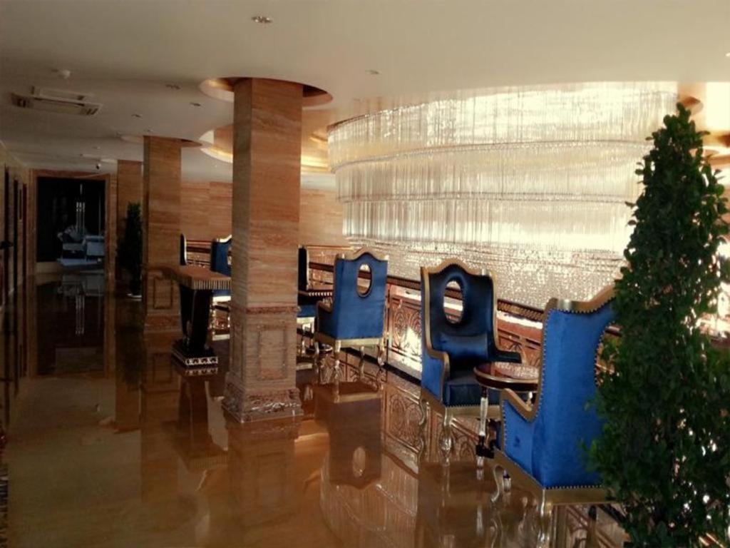 Star World Hotel Naypyidaw Esterno foto