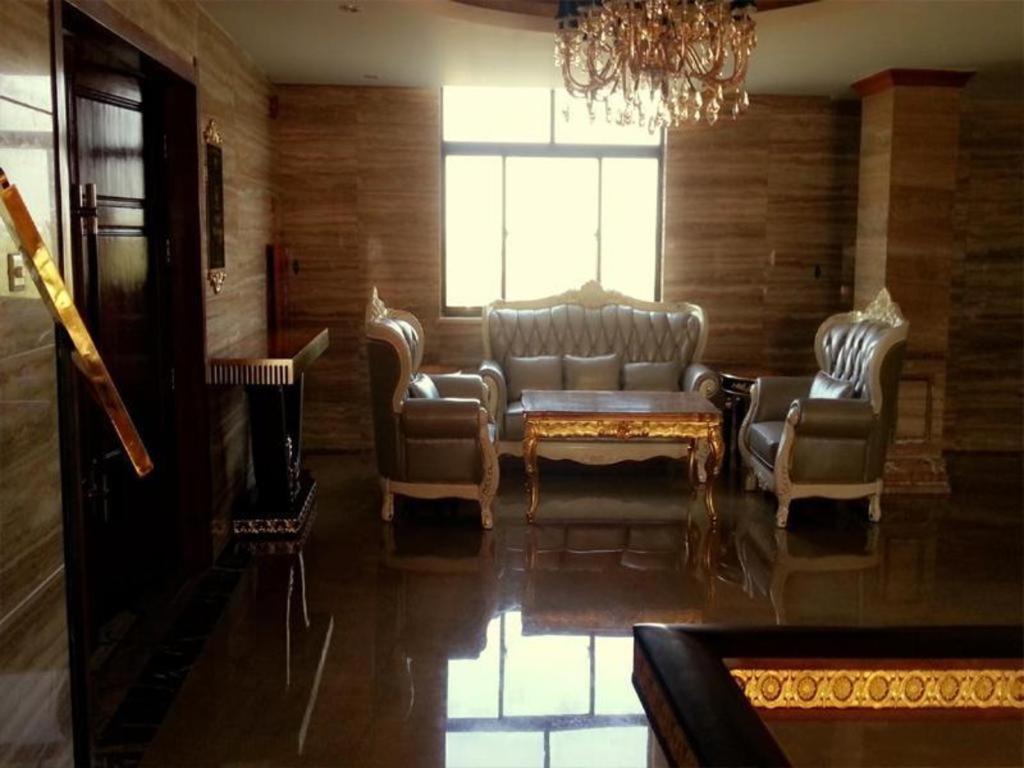 Star World Hotel Naypyidaw Esterno foto